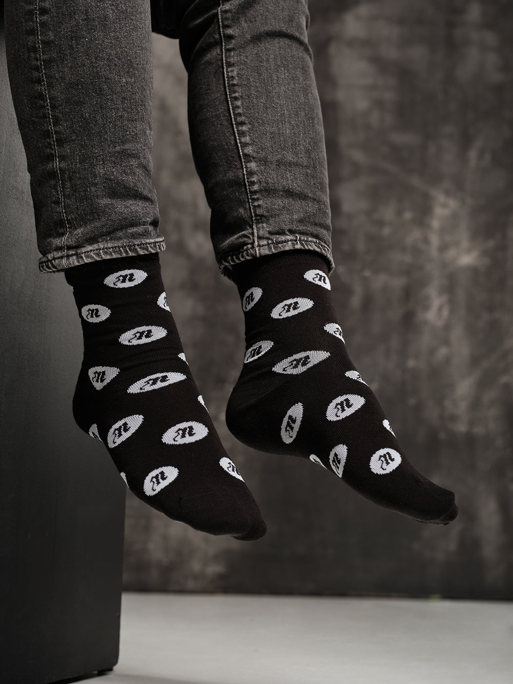 Nessaj Branded zokni