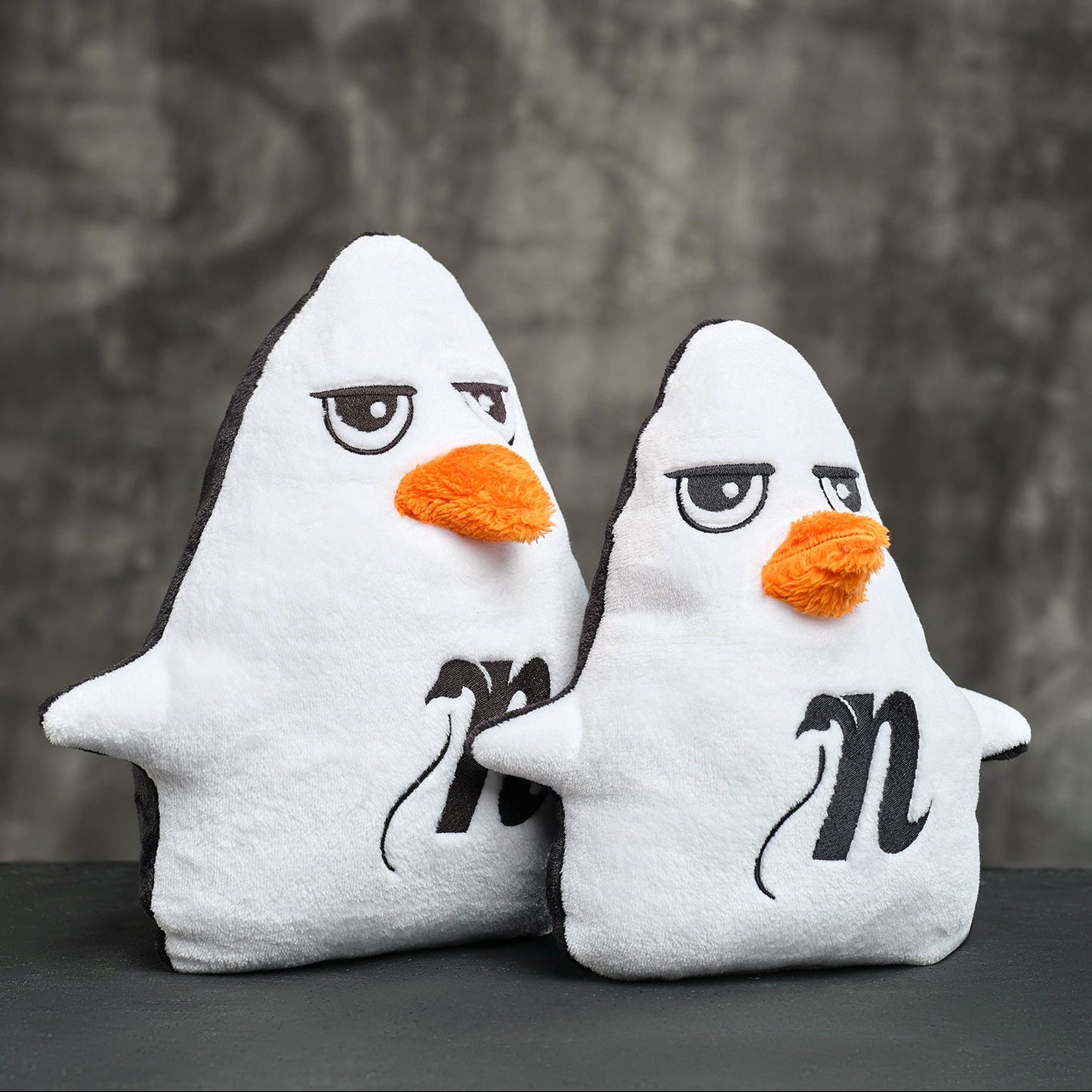 Nessaj Pingvin plüss